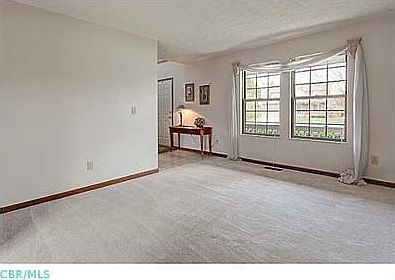 2nd image of 4949 Memphis Ct