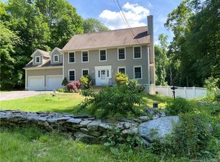 161 Coventry Rd, Mansfield, CT 06250