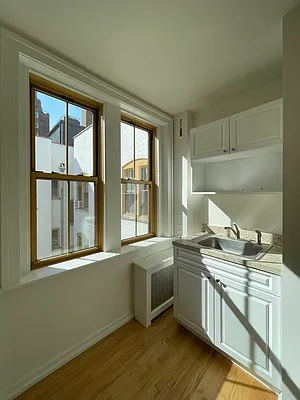 Rented by (Legacy) NY Quality Living Uptown | media 15