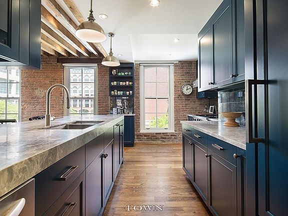 4th image of 510 Cathedral Pkwy #8C