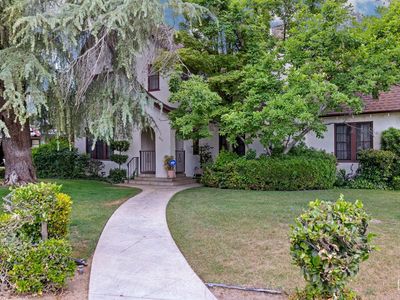 240 Pacific St, Bakersfield, CA, 93305