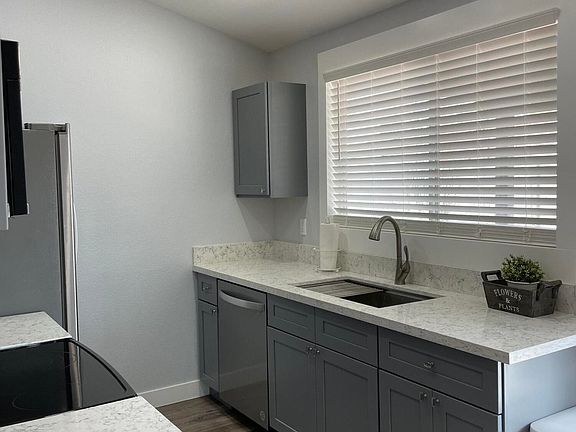 5th image of 5511 W MERCURY Way
