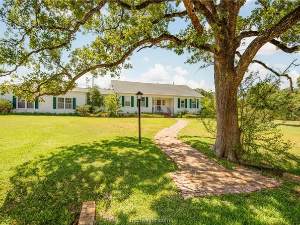 737 S Rosemary Dr, Bryan, TX 77802