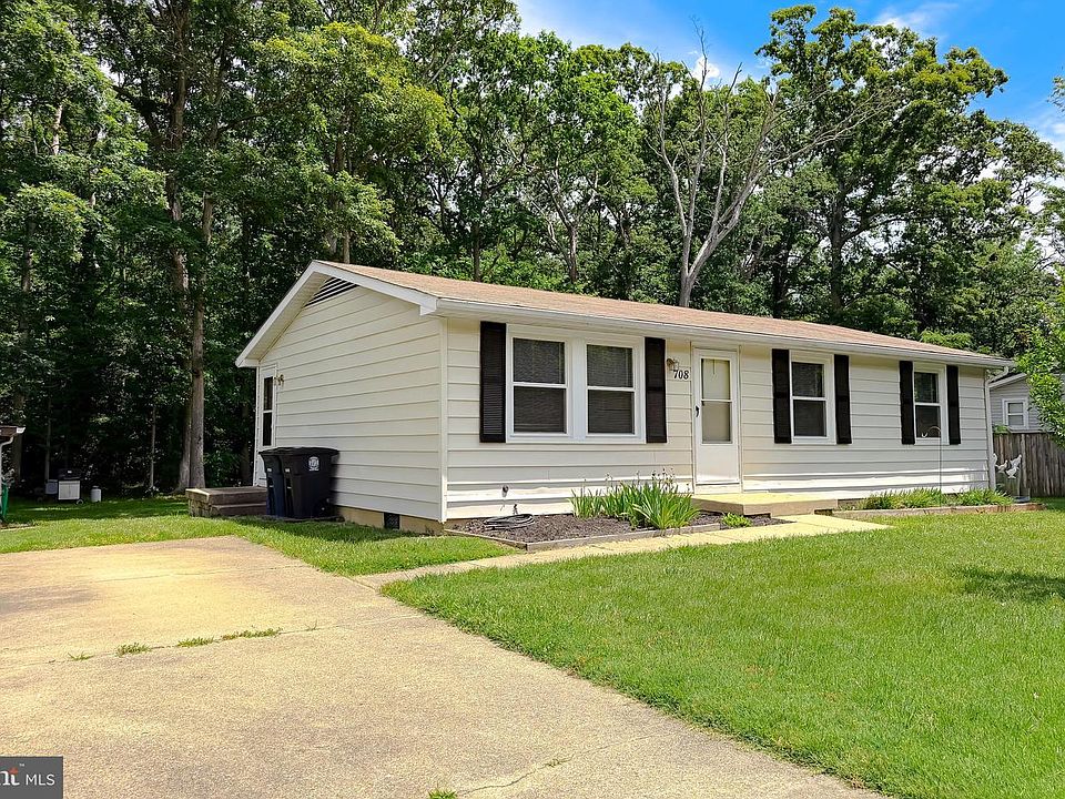 1st image of 708 Eucla Dr
