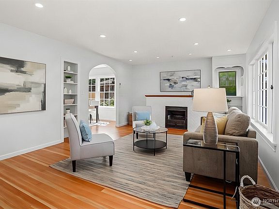 4th image of 13230 2nd Avenue NW