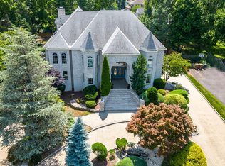 1805 Saxon Ln, Ambler, PA 19002