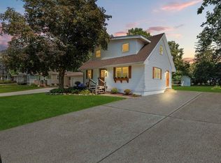 20 N George St, North Liberty, IA 52317