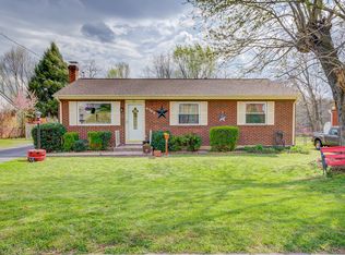 4702 Desi Rd NW, Roanoke, VA 24017