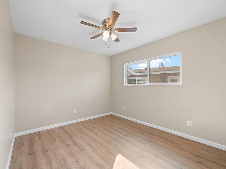 5745 Spahn Ave — Photo 20