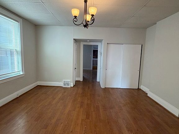 5th image of 3739 Wisconsin Ave