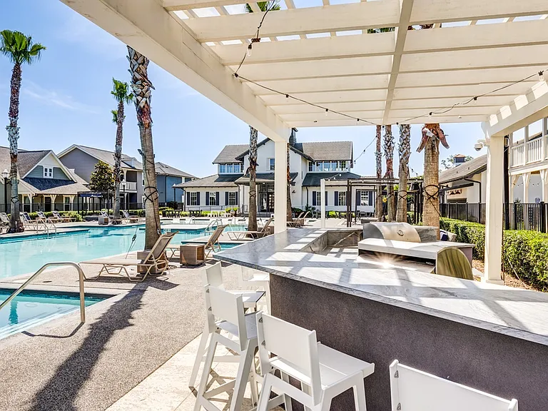 Arlington Cottages and Townhomes-POI-007