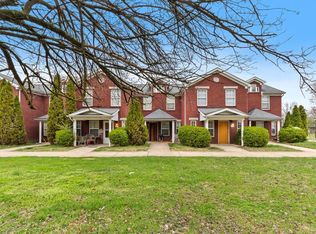 3700 Georgetown Pl #2406, Louisville, KY 40215