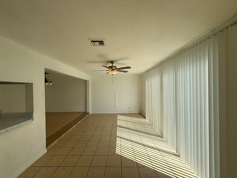 833 Caribbean Dr #A — Photo 20