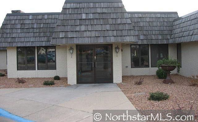 1st image of 1415A Lake Street