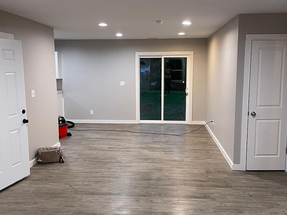1st image of 1113 S Scott St #1113