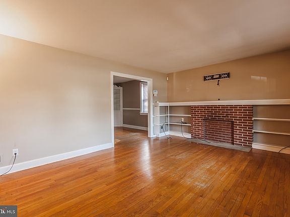 3rd image of 23 Sunset Rd