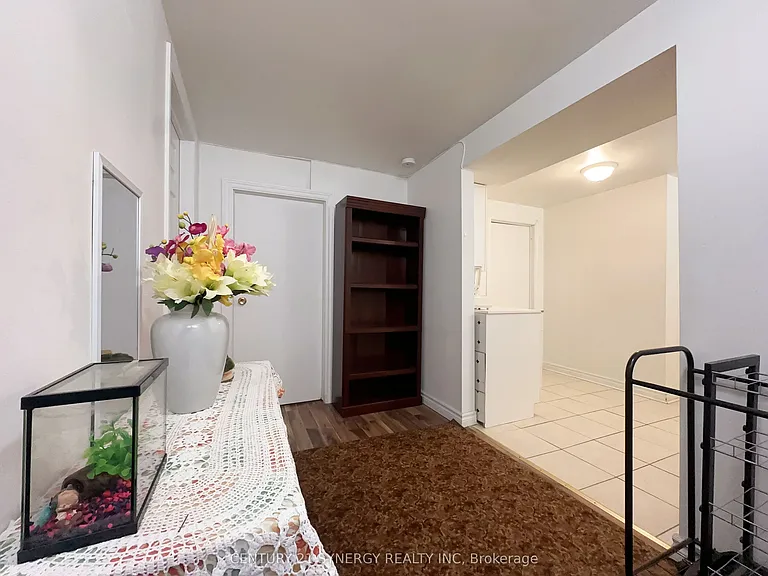 1236 Clyde Ave #2 — Photo 6