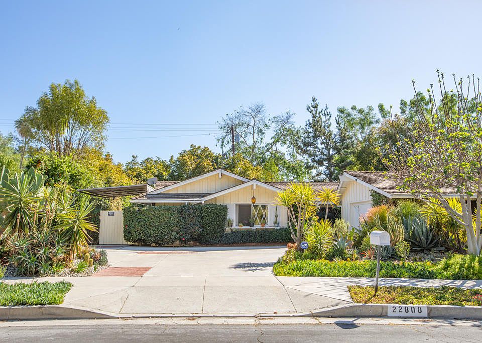 1st image of 22800 Margarita Dr