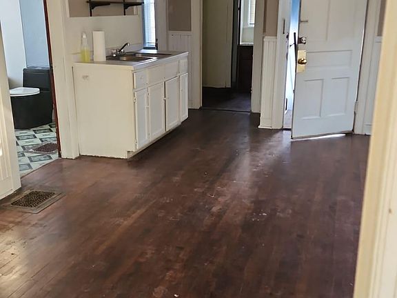 2nd image of 3032 N Holton St #1