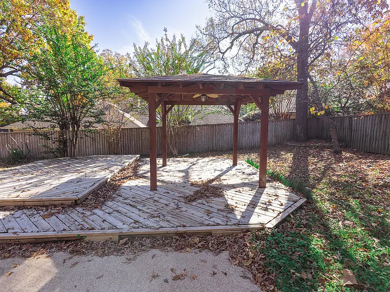 1206 Marigold Ln — Photo 48