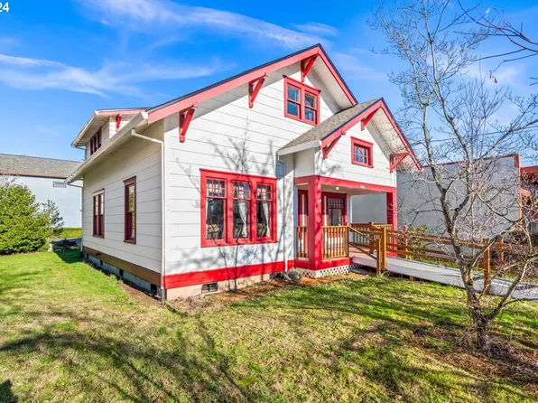 2529 Pacific Ave, Forest Grove, OR 97116