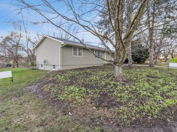 5108 Schubert St, Ames, IA 50014