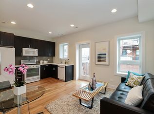 4637 N Broadway St #206A, Chicago, IL 60640