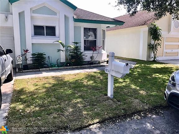 2nd image of 1013 W Jasmine Ln