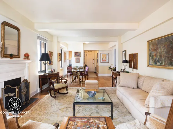 50 Park Avenue image 2 of 7