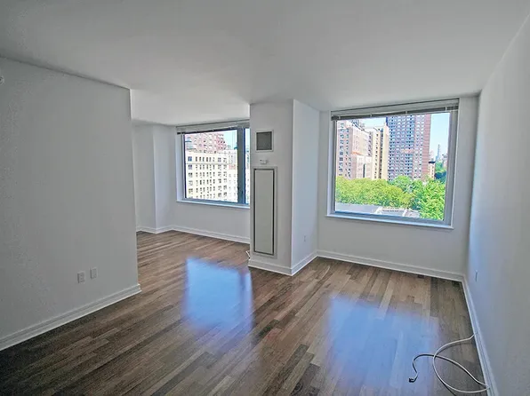 200 West End Avenue 10K image 1 of 5