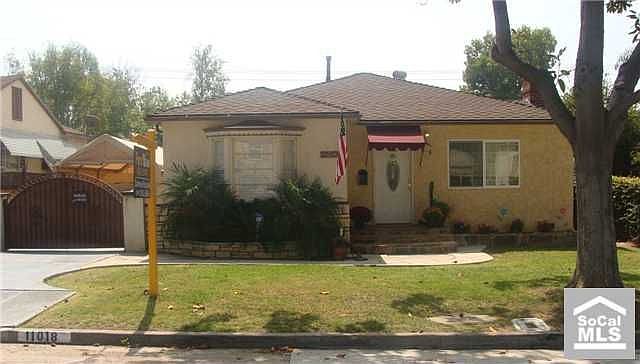 1st image of 11018 Clare St