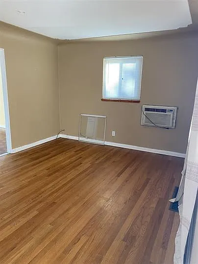 2 bed, 780 sqft, $1,749 — Photo 2