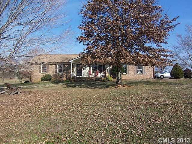 1st image of 303 Goforth St