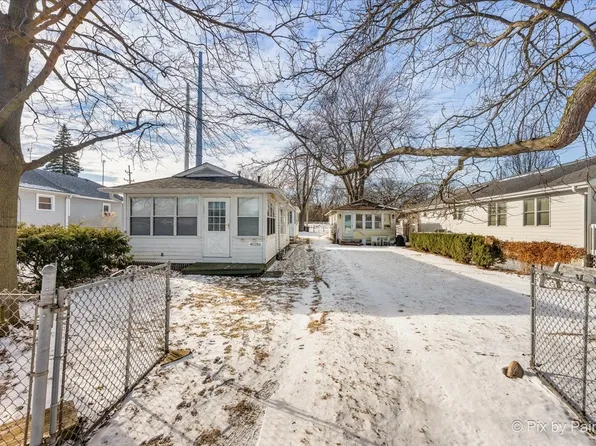 (undisclosed Address), Antioch, IL 60002