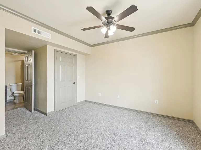 2101 Church Street — Photo 120