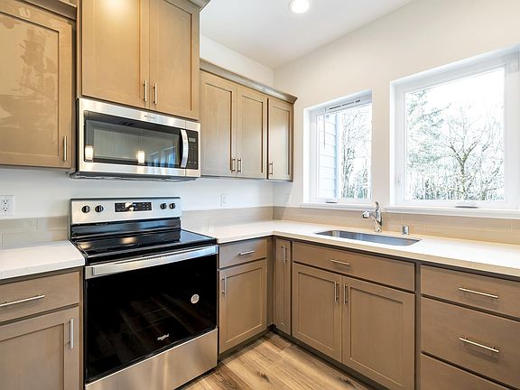 2nd image of 1653 Starlight Ln #105