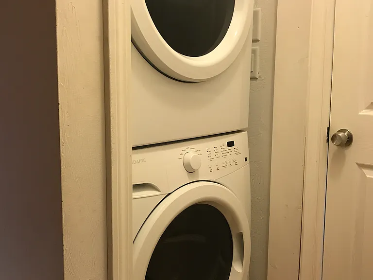 In Unit large capacity washer and dryer