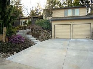 965 178th Ave NE, Bellevue, WA 98008