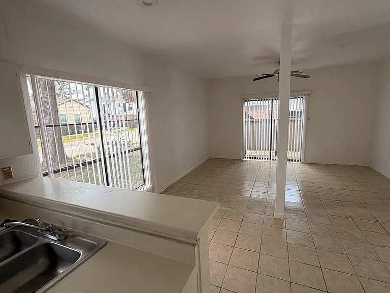 7901 Cambridge St #25 — Photo 7