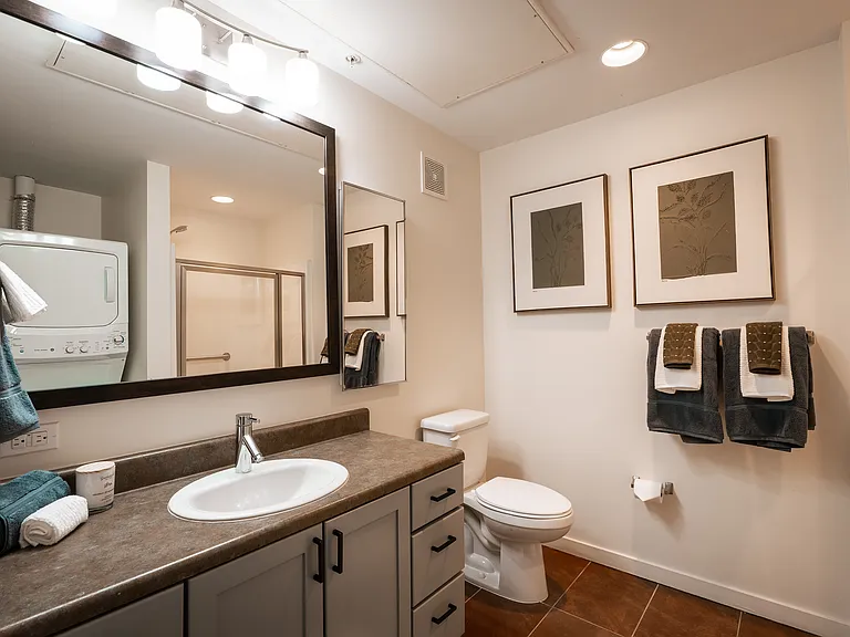 1470 S Havana St — Photo 26
