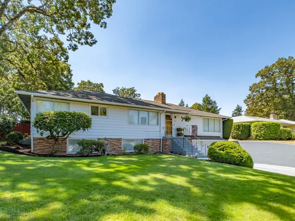 865 Lebanite Dr, Lebanon, OR 97355