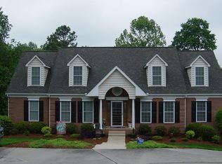 1909 Lazy Ln, High Point, NC 27265
