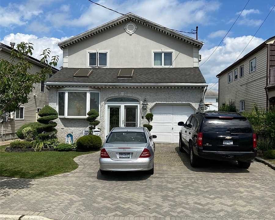 1st image of 159-07 Sapphire St