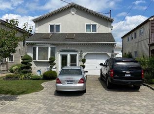 159-07 Sapphire St, Howard Beach, NY 11414
