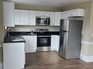 42 N Main St APT 5, Rochester, NH 03867