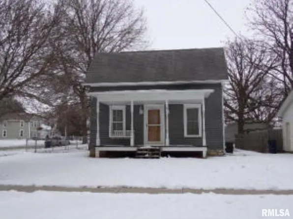 501 E 3rd St, Wilton, IA 52778