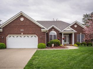 7802 Meadow Breeze Ct, Louisville, KY 40291
