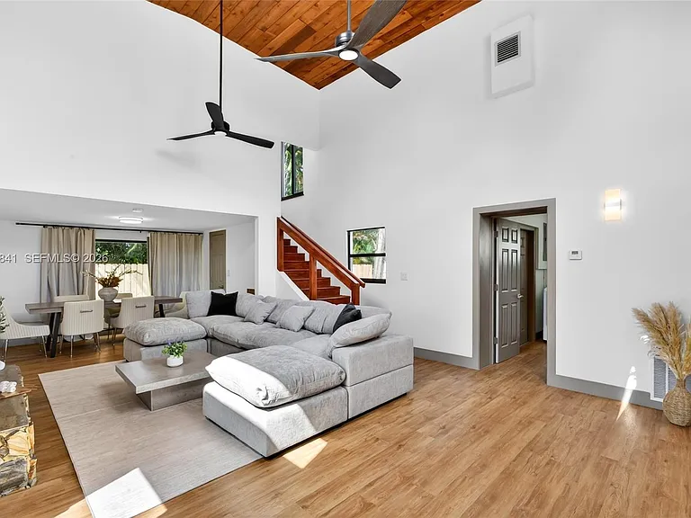 7221 Freedom St — Photo 4