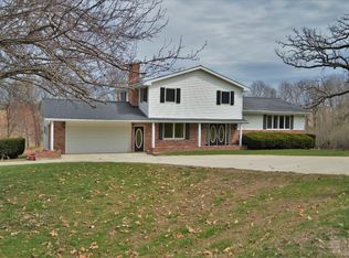 2350 Oak Park Rd, Marshalltown, IA 50158