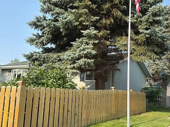 2nd image of 1817 9th Ave E